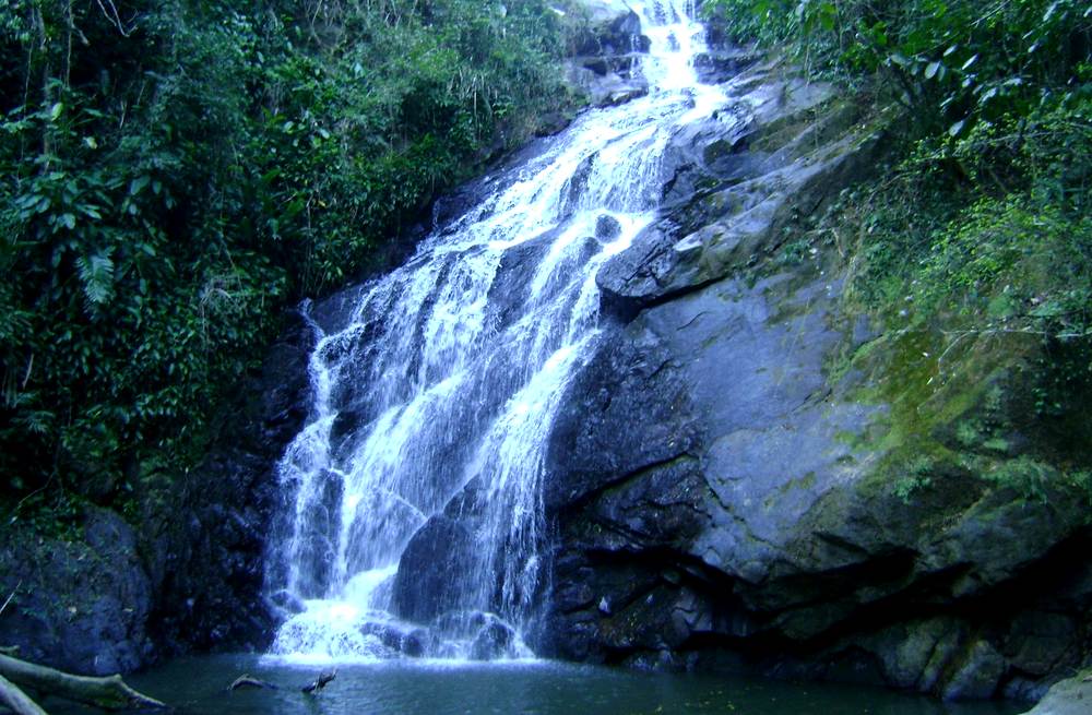 Rio de Janeiro waterfalls Cachoeira do Mendanha